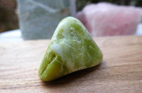 Healerite | Noble Serpentine Palm Stone