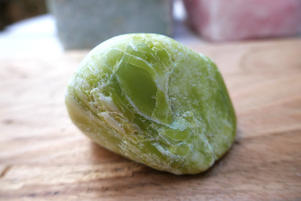 Healerite | Noble Serpentine Palm Stone