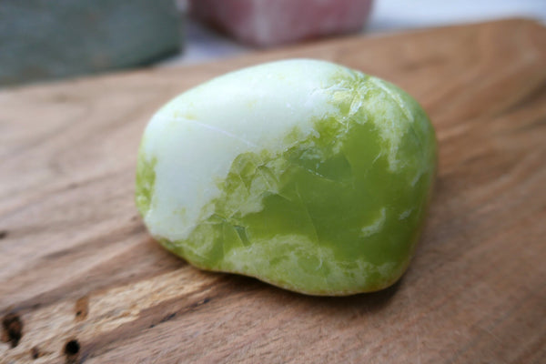 Healerite | Noble Serpentine Palm Stone