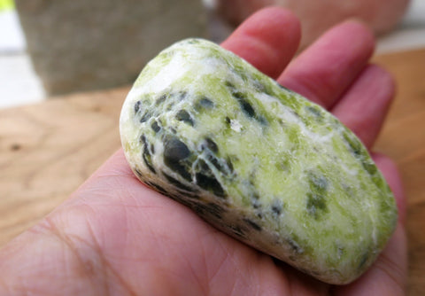 Healerite | Noble Serpentine Palm Stone