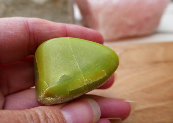 Healerite | Noble Serpentine Palm Stone