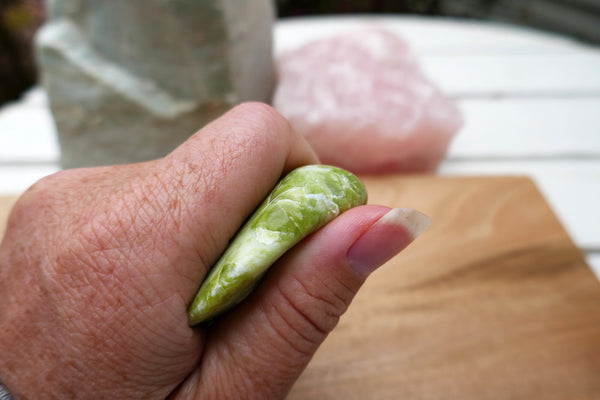 Healerite | Noble Serpentine Palm Stone