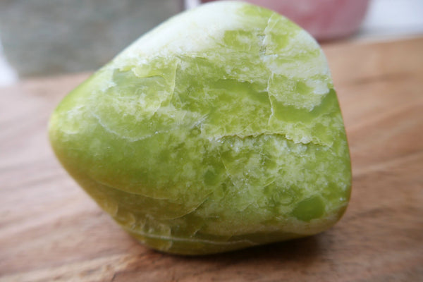 Healerite | Noble Serpentine Palm Stone