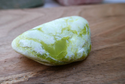 Healerite | Noble Serpentine Palm Stone